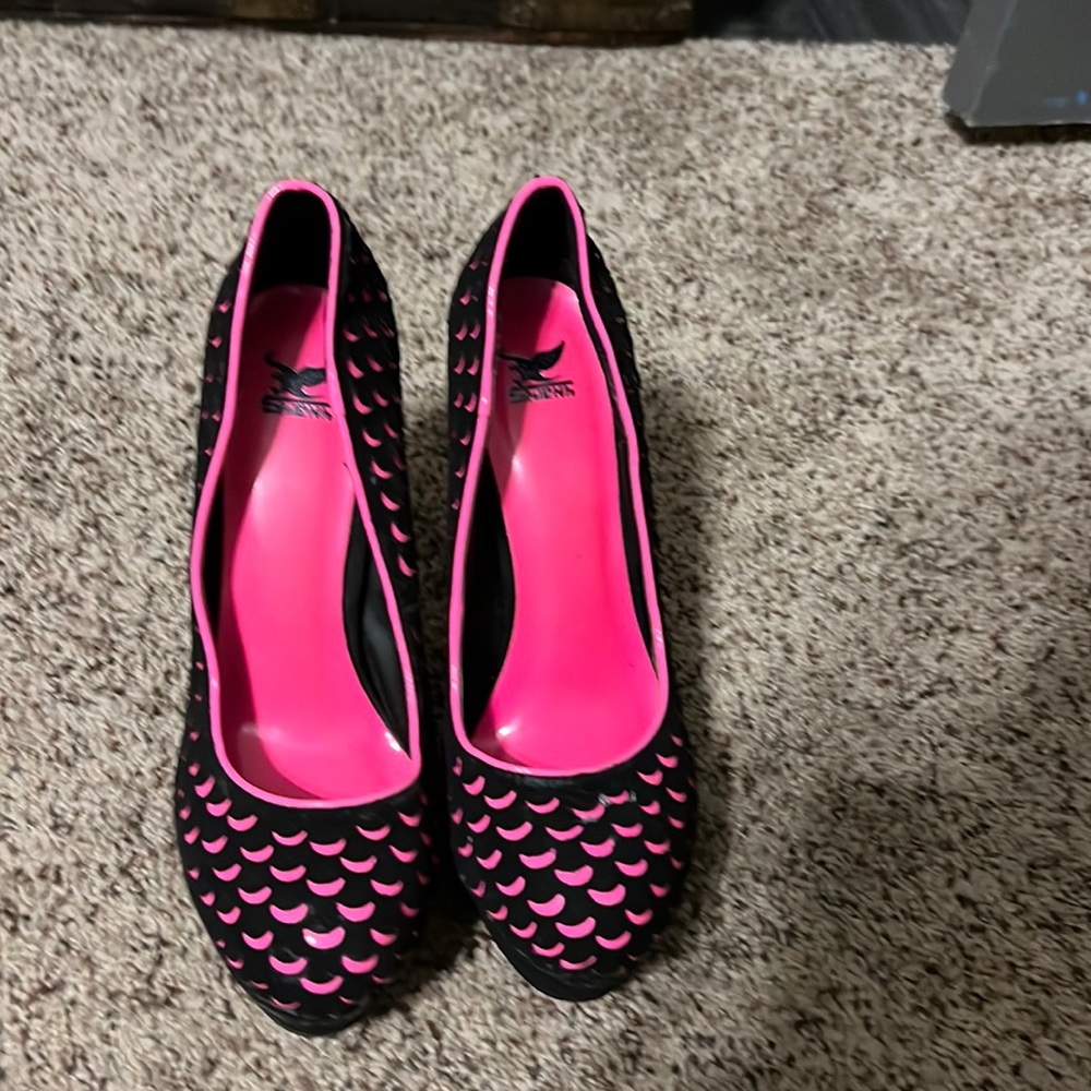 5” sexy heel with 1” platform.